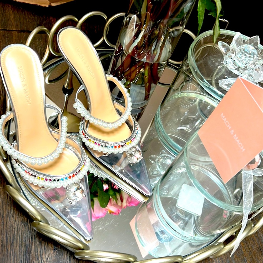 BNIB Mach&Mach diamond of Elizabeth Mules